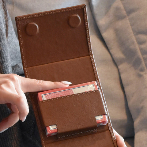 estuche-de-barajas-de-piel-Koon-Artesanos
