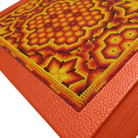 A+A Caja de té 6 divisiones con huichol - Koon Artesanos