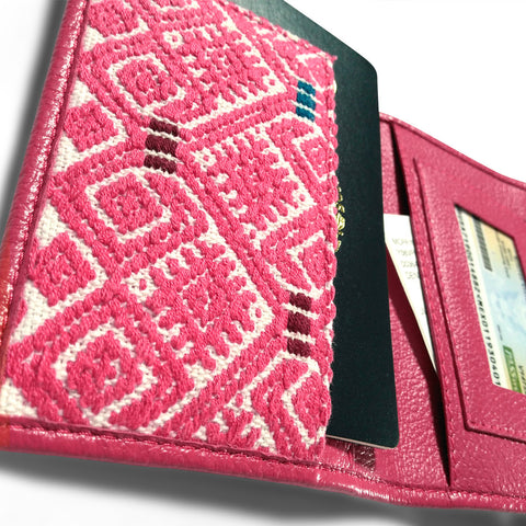 A+A Funda pasaporte con brocado - Koon Artesanos