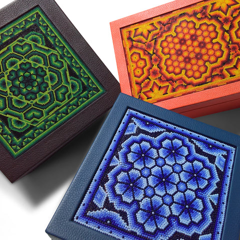 A+A Caja de té 6 divisiones con huichol - Koon Artesanos